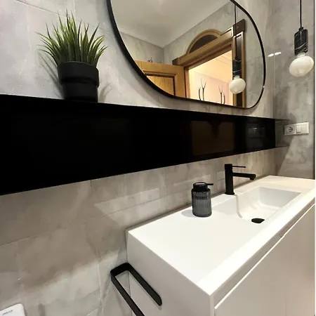 Kpt Homes Isabel II Apartament Vigo Esterno foto